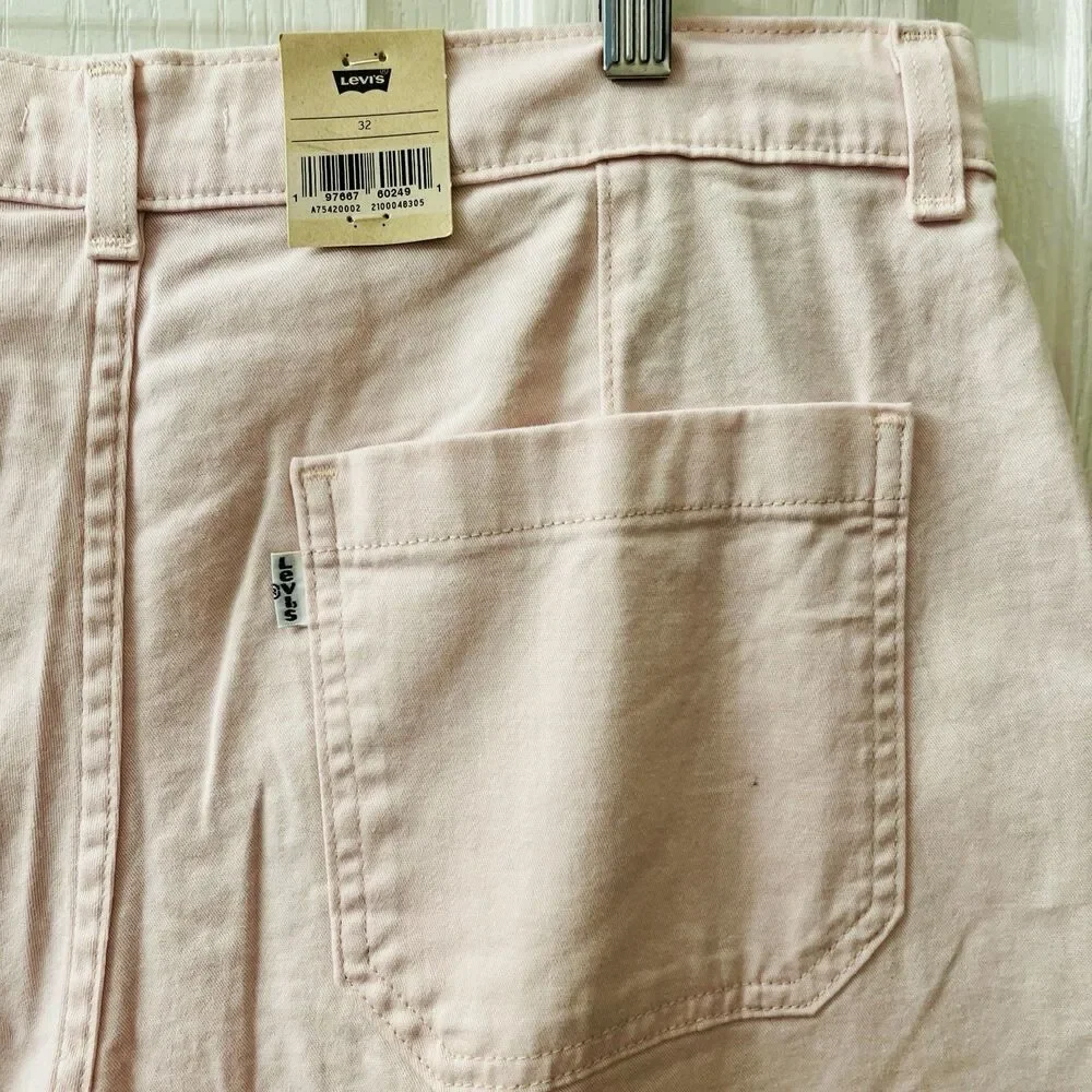 Levi’s Utility Shorts Women’s‎ 32 Light Blush Pink 90s Mid Rise Pockets Stretch